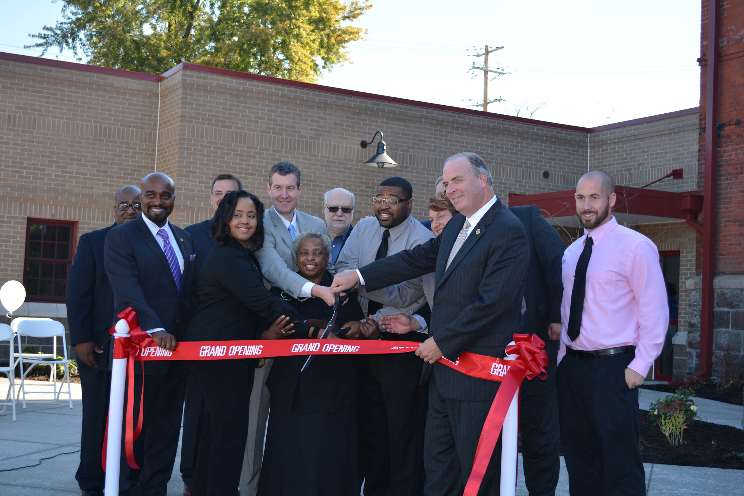 Oak Street Ribbon Cutting | Communities First